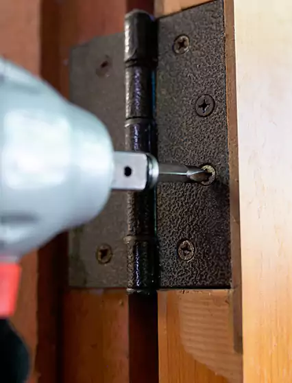 Professional Door Hinge Replacement Dania Beach, FL